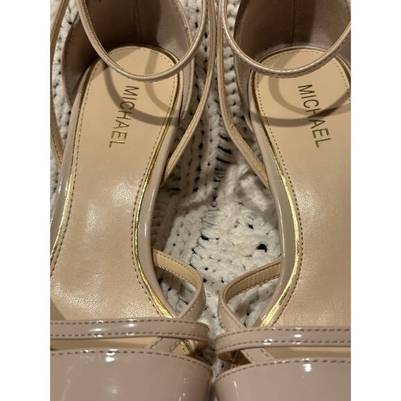 Michael Lila kitten 2” Heels Tan Women’s Size 7.5 ankle straps evening wedding - Picture 2 of 10